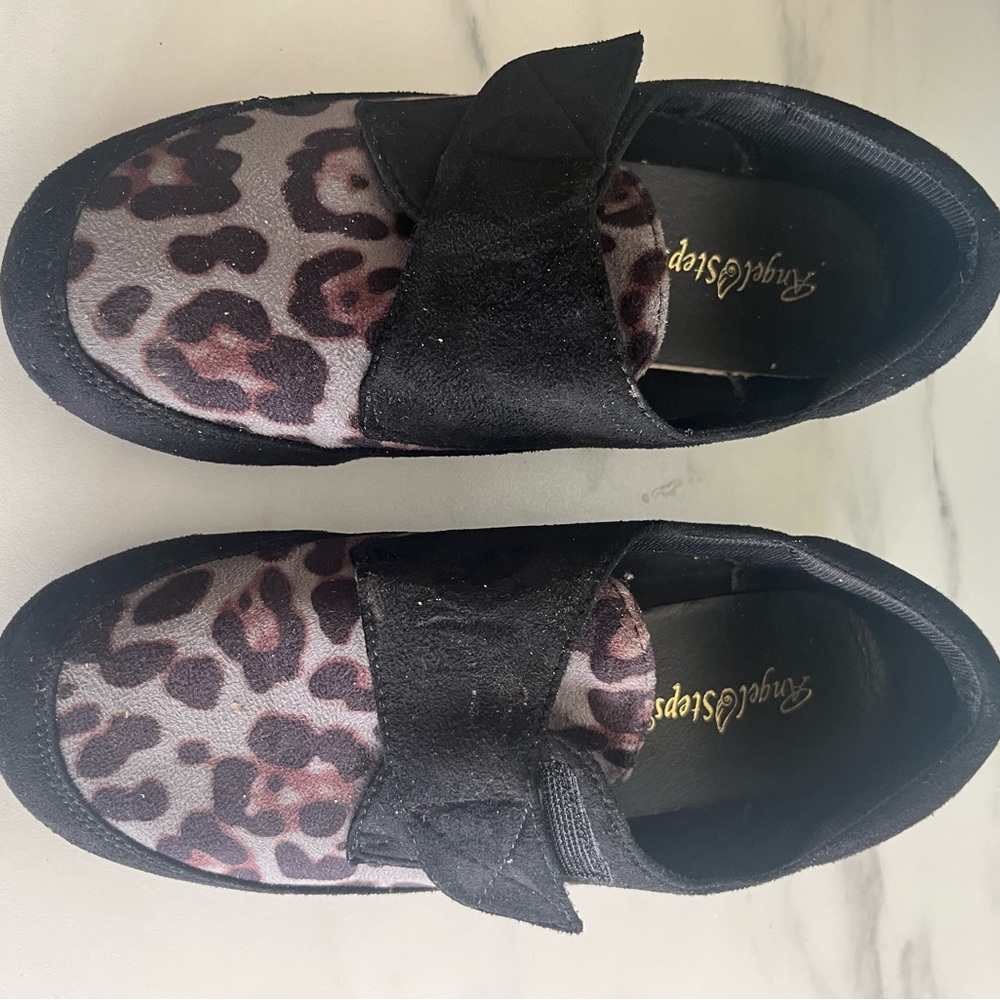 Black and Grey Suede Flats with Sporty Silhouette